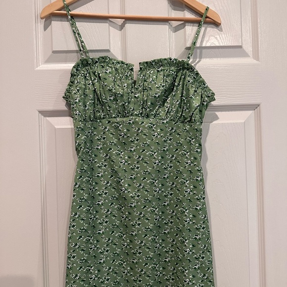 Lush Floral Keyhole Sleeveless Slip Dress - Picture 3 of 7